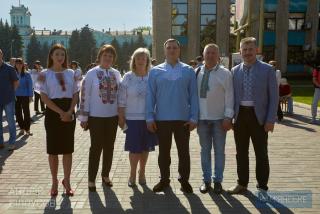 У Кам’янському відзначили Всесвітній день вишиванки